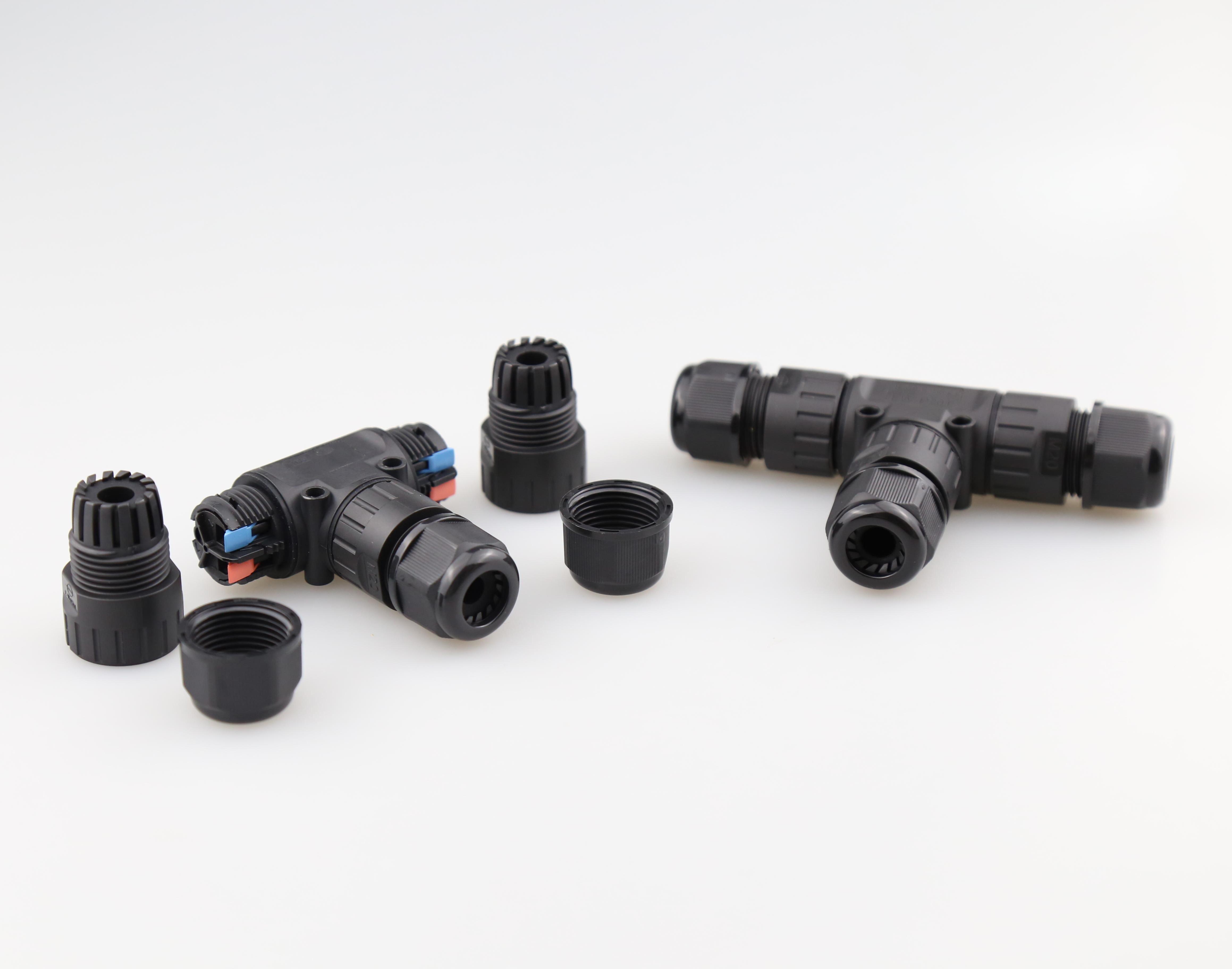 Custom Aerospace Connectors: Meeting Ind